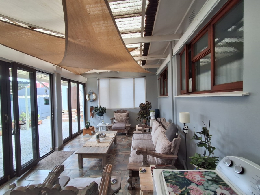 4 Bedroom Property for Sale in Stilbaai Wes Western Cape